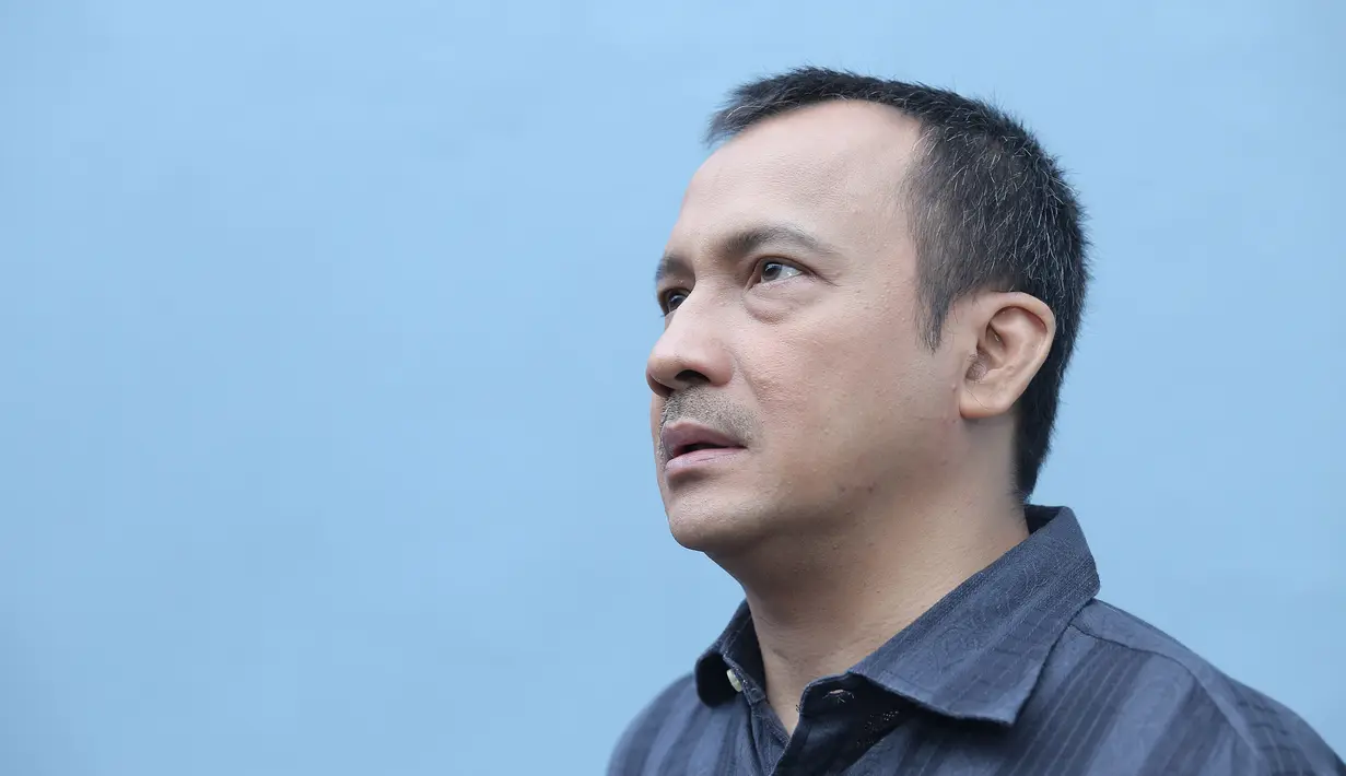 "Di film itu gak gampang, beda sama di panggung. Jadi kita harus tahu kamera. Saya jadi pemain kayak pengamat juga," lanjutnya. (Galih W. Satria/Bintang.com)