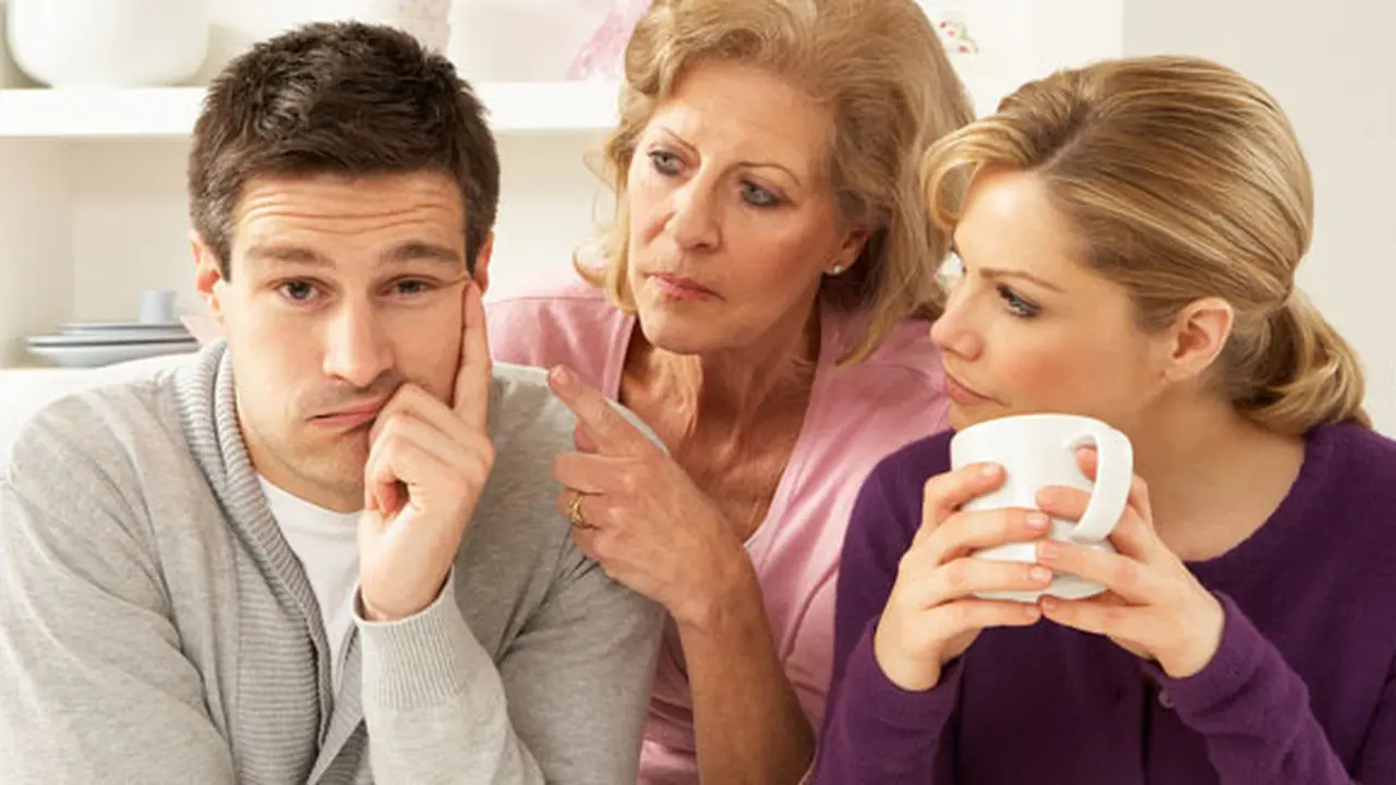 (c) shutterstock