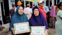 Bertepatan dengan Ramadan, lebih dari 1.000 paket sembako disalurkan melalui salah satu agenda inisiatif sosial tahunan, Roda-Roda Ramadan. (Dok. Daikin)