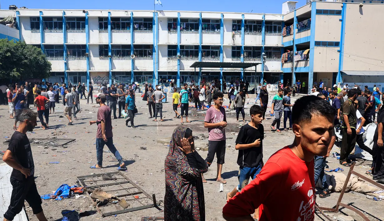 Data dari kementerian kesehatan Gaza yang dikelola Hamas, sedikitnya 38.713 orang yang sebagian besar warga sipil, anak-anak dan perempuan meninggal dunia menjadi korban dalam perang tersebut. (Eyad BABA/AFP)