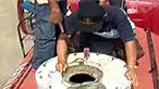 Warga melapor ada minyak tanah untuk warga Sulbar diselundupkan ke Sulsel. Pemerintah setempat menggelar razia minyak tanah di perbatasan. 