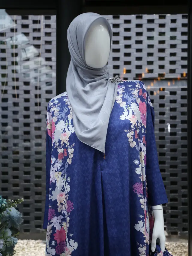 RiaMiranda Lengkapi Kenyamanan Ibadah Haji dan Umrah dengan Koleksi Kolaborasi Garuda Indonesia