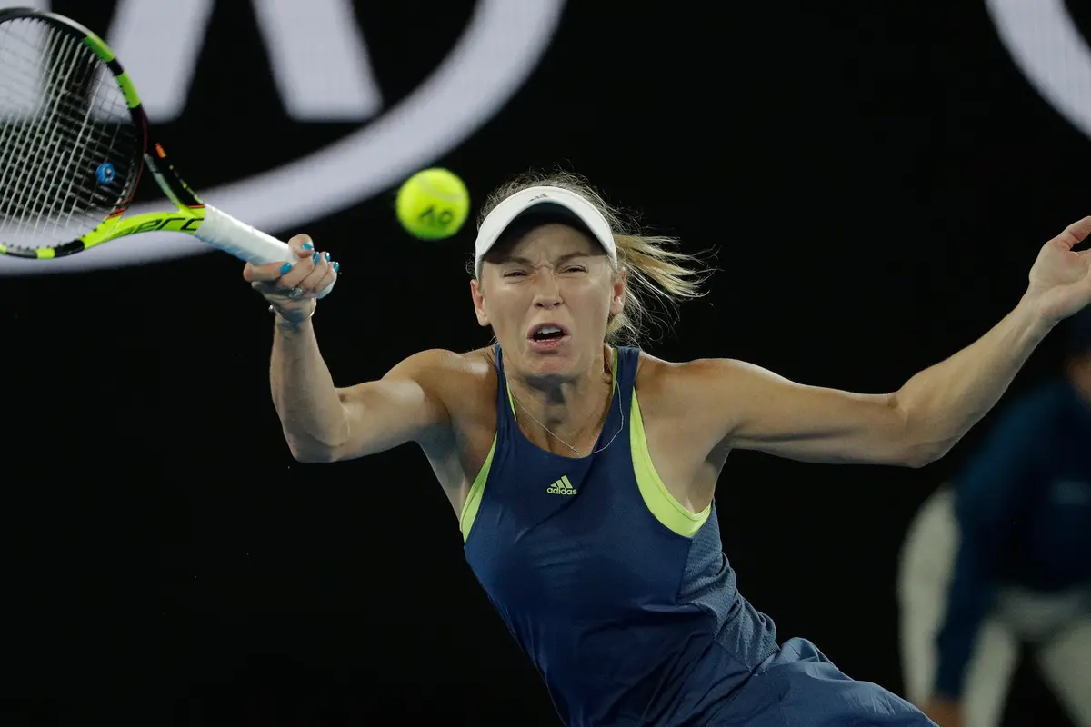Caroline Wozniacki Banting Raket di Australia Terbuka