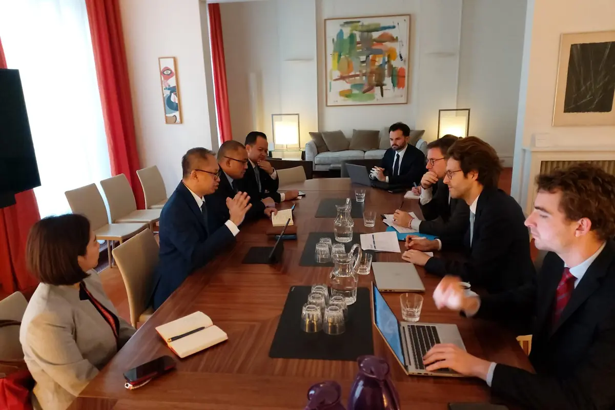 Delegasi Kementerian Koordinator Bidang Perekonomian melakukan kunjungan kerja ke Markas Besar OECD di Paris, Prancis, Jumat (3/11/2023). (Dok Kemenko Perekonomian)