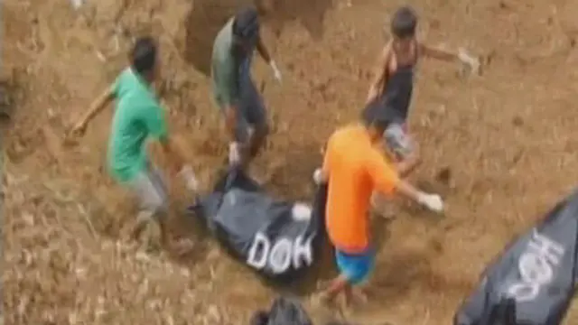 Korban Haiyan Filipina Dimakamkan Masal
