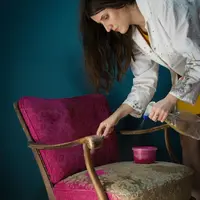 Punya kursi usang yang sudah tak terpakai karena usang? Berikut tipsnya biar nggak jadi barang bekas! (Via: boredpanda.com)