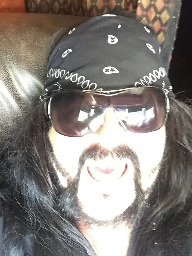 [Bintang] Vinnie Paul