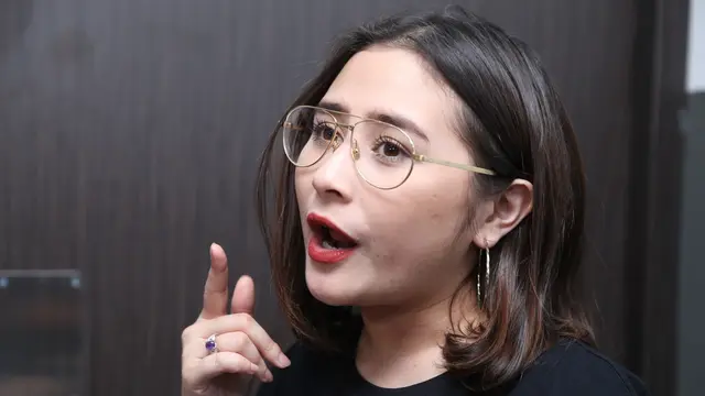 [Bintang] Prilly Latuconsina