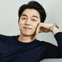 "Aku sudah tak muda lagi, aku kini melihat banyak wanita yang bisa menguasi dirinya dengn baik, lebih baik secara emosi," lanjutnya. (Foto: Soompi.com)