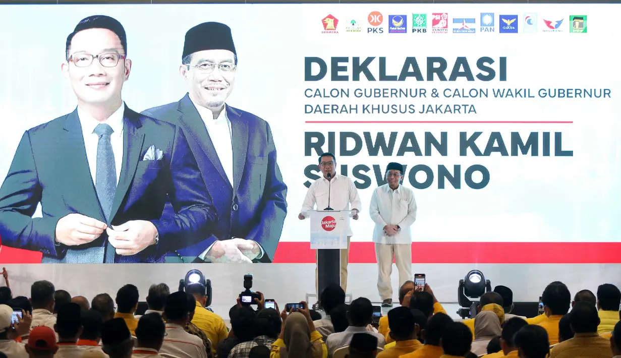 Pembacaan deklarasi sendiri dipimpin oleh Sekjen Gerindra Ahmad Muzani yang didampingi oleh perwakilan petinggi partai pendukung lainnya. (Liputan6.com/Herman Zakharia)