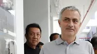 Jose Mourinho berada di Singapura sebagai pembicara di sekolah Northlight. (Reuters/Carl Recine)
