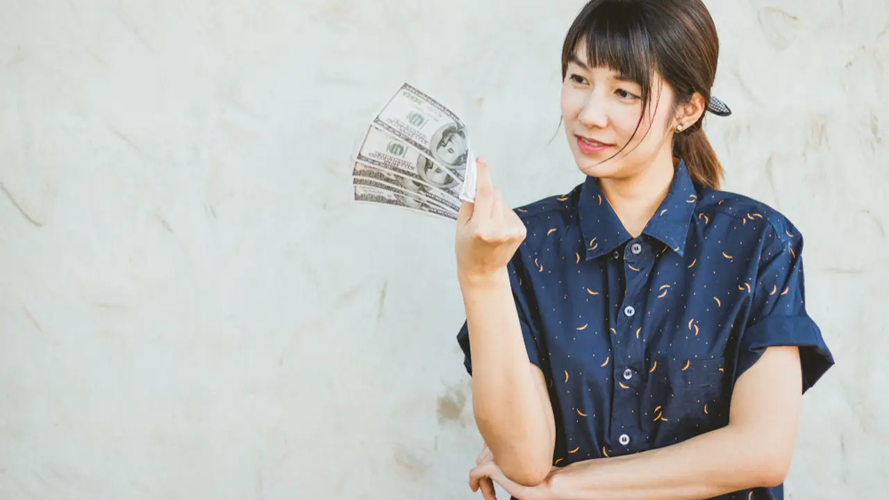 ilustrasi cara mengatur keuangan ala drama korea agar sukses dalam dunia bisnis/ hugo_34/shutterstock