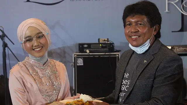 Assalova Schissandra saat peluncuran albumnya