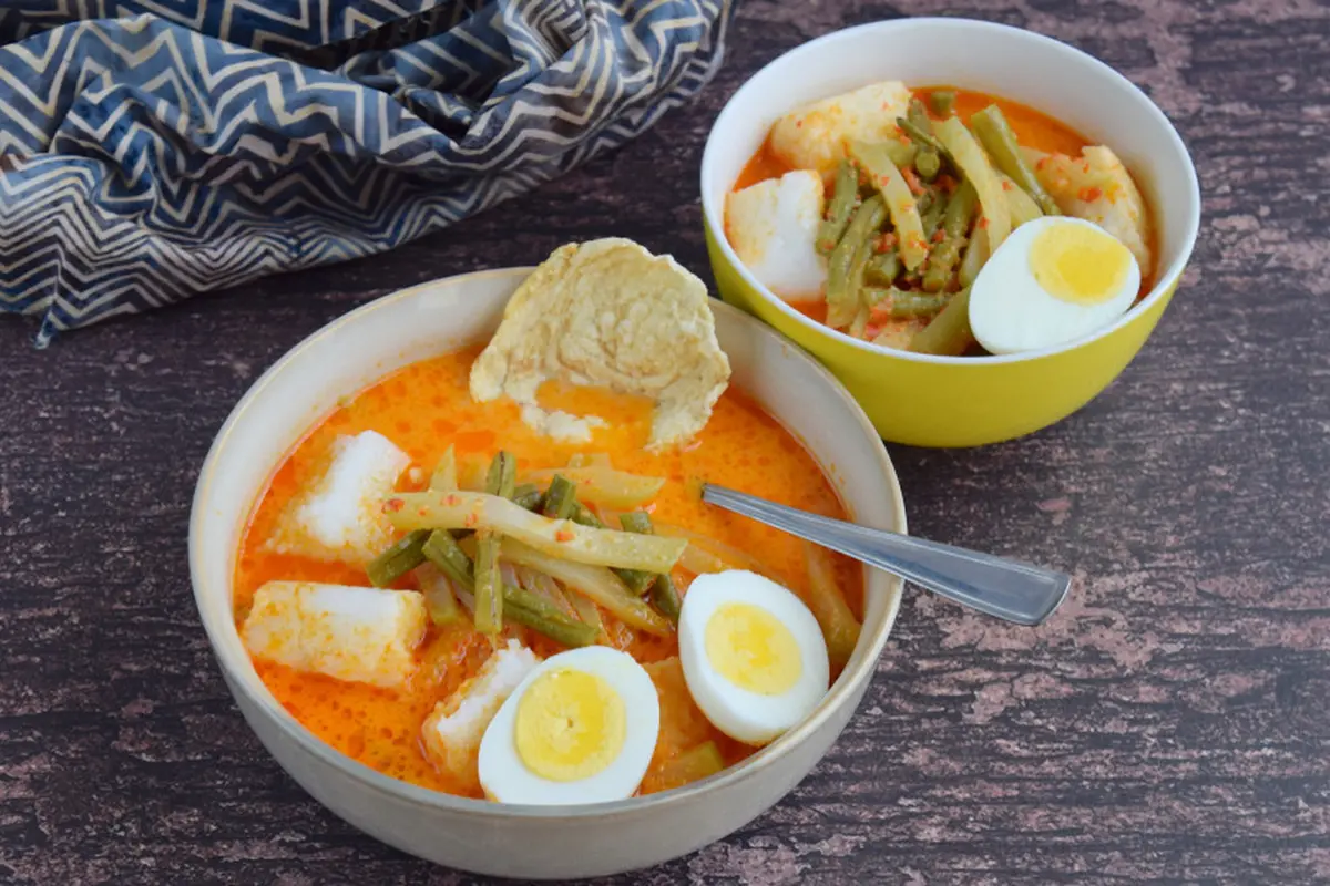 Resep Lontong Sayur Komplit