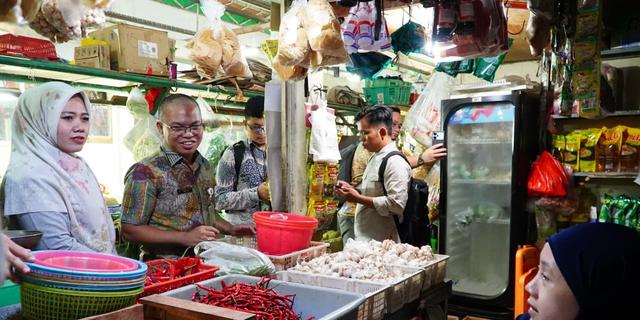 Bapanas Cek Harga Pangan di Pasar Gondangdia, Temuannya Mengejutkan