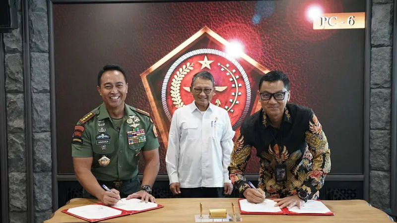 PLN Gandeng TNI untuk Kejar Target Desa Berlistrik di Papua dan Seluruh Pelosok Negeri