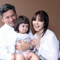 Ussy Sulistawaty dan Andhika Pratama gelar Akikah anak ke-4 (Nurwahyunan/bintang.com)