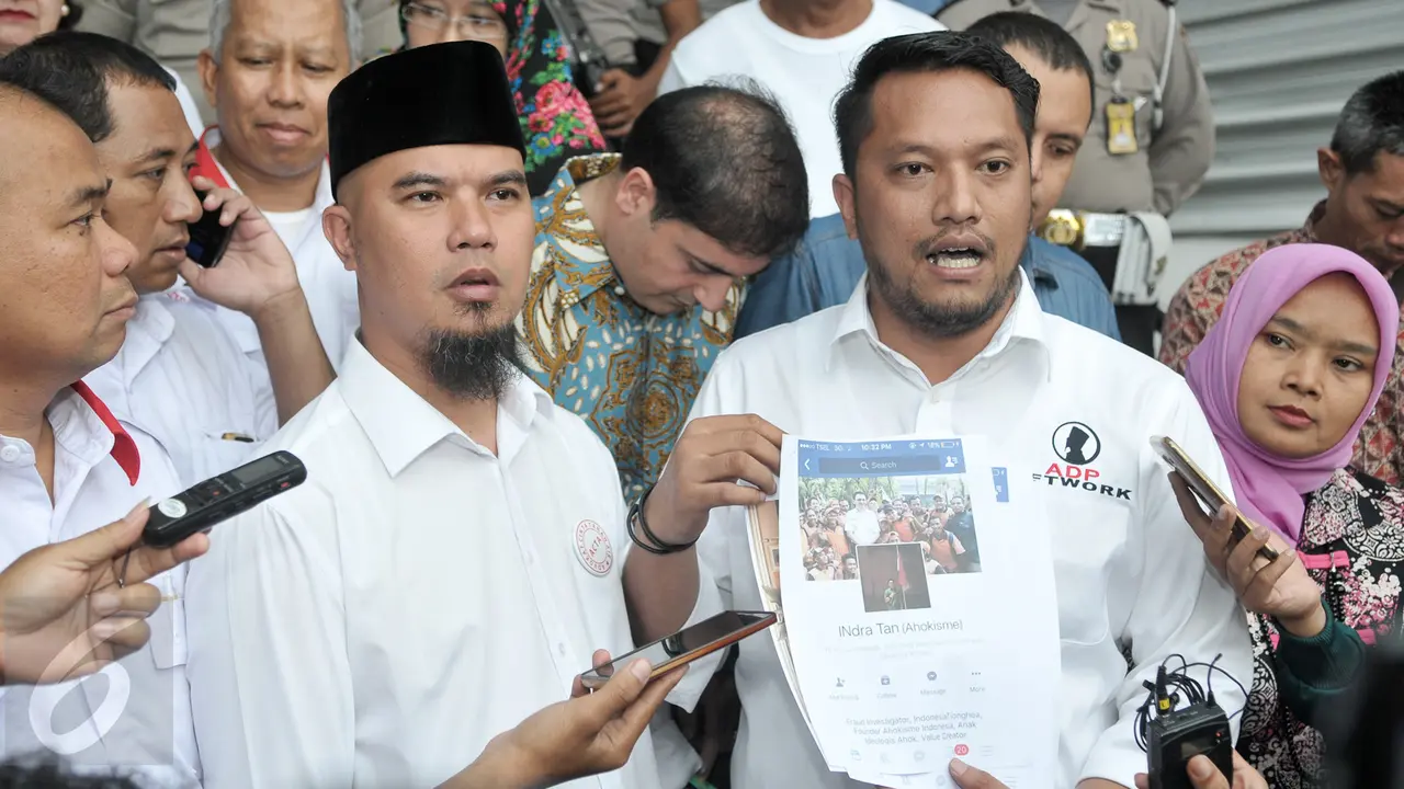 20161109-Ahmad-Dhani-Laporkan-Balik-Pihak-Yang-Menuduhnya-Hina-Presiden-Jakarta-YR