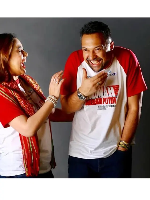 Beda Agama, Ini 6 Momen Harmonis Nia Zulkarnaen dan Ari Sihasale  Selama 15 Tahun