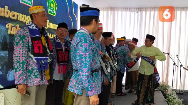 Jemaah Haji Kloter Kota Malang Berangkat Menuju Tanah Suci
