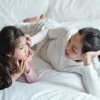 Ilustrasi Anak dan Orangtua Credit: pexels.com/Ketut