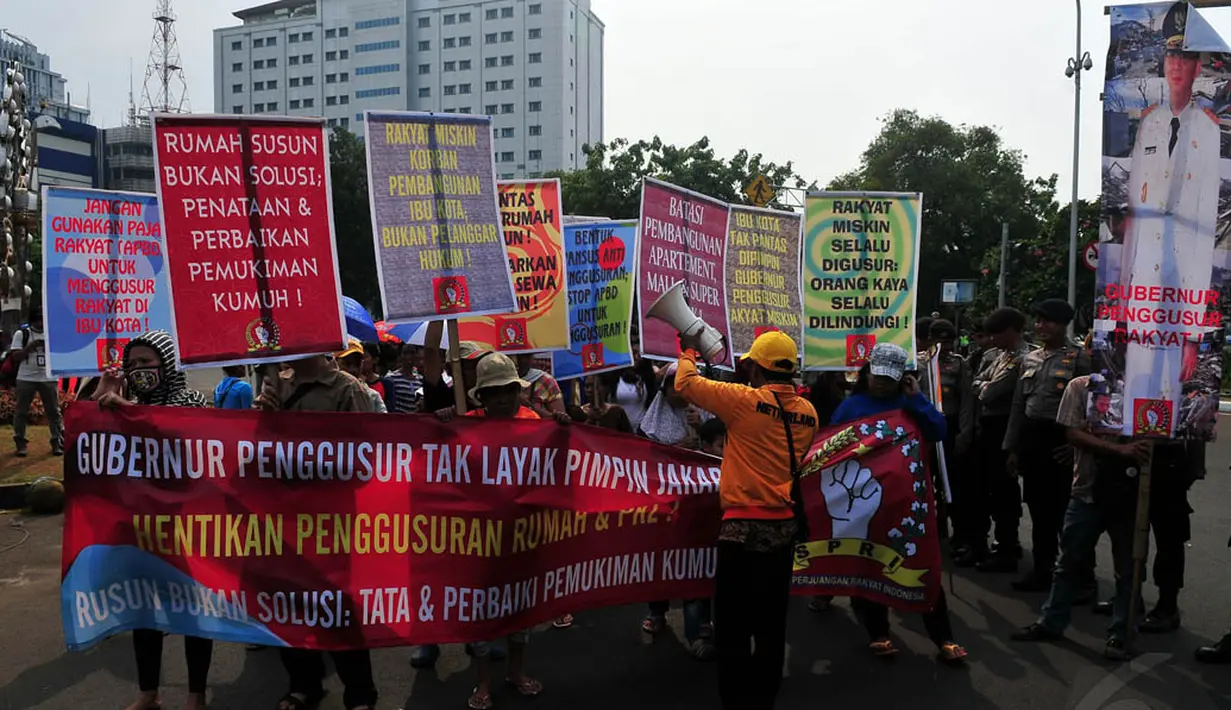 Aksi unjuk rasa menolak Ahok dilantik menjadi Gubernur DKI Jakarta di depan Istana Negara, Rabu (19/11/2014) (Liputan6.com/Johan Tallo)