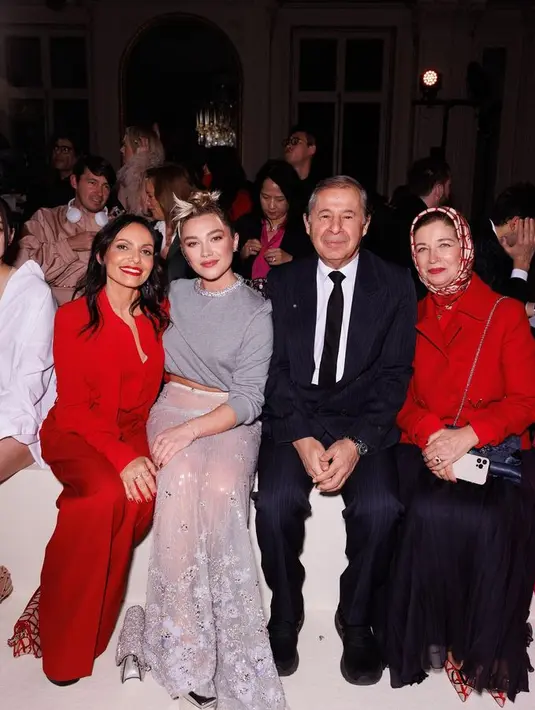 Apakah tren tanpa celana bisa diikuti banyak orang? Sebelumnya, ada Kendall Jenner sampai Victoria Beckham yang tampil dengan tren no pants.