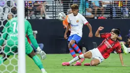 Kedua tim bermain ketat tanpa gol di sepanjang babak pertama. (Ethan Miller / GETTY IMAGES NORTH AMERICA / Getty Images via AFP)