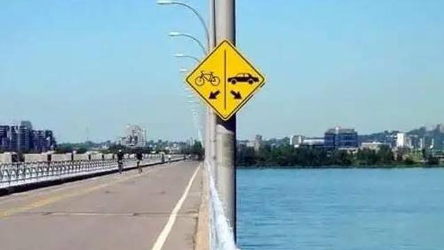 9 Potret Nyeleneh Papan Petunjuk Arah Ini Malah Menyesatkan