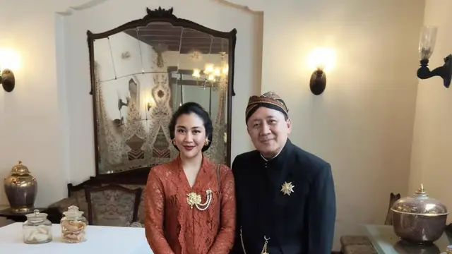 Pesona Sherina Munaf di Pura Mangkunegaran. (credit:instagram.com/sherinamunaf)