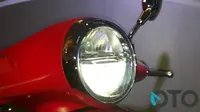 Lampu Vespa Primavera sudah menggunakan LED. (Oto.com)