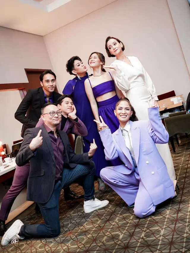 Achmad Megantara hadir di gala premiere film terbarunya (Foto: Instagram/@megantaraaa)
