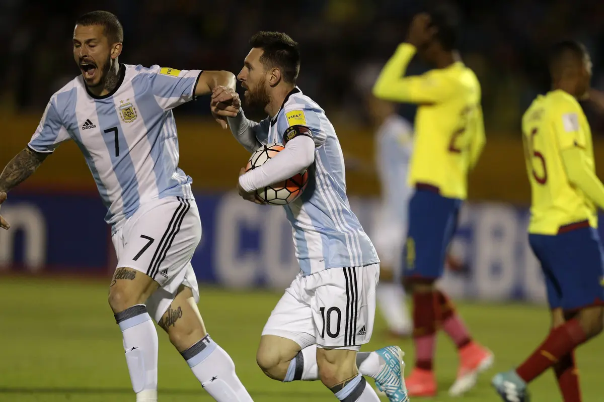 FOTO: Hattrick Lionel Messi Antar Argentina ke Piala Dunia 2018