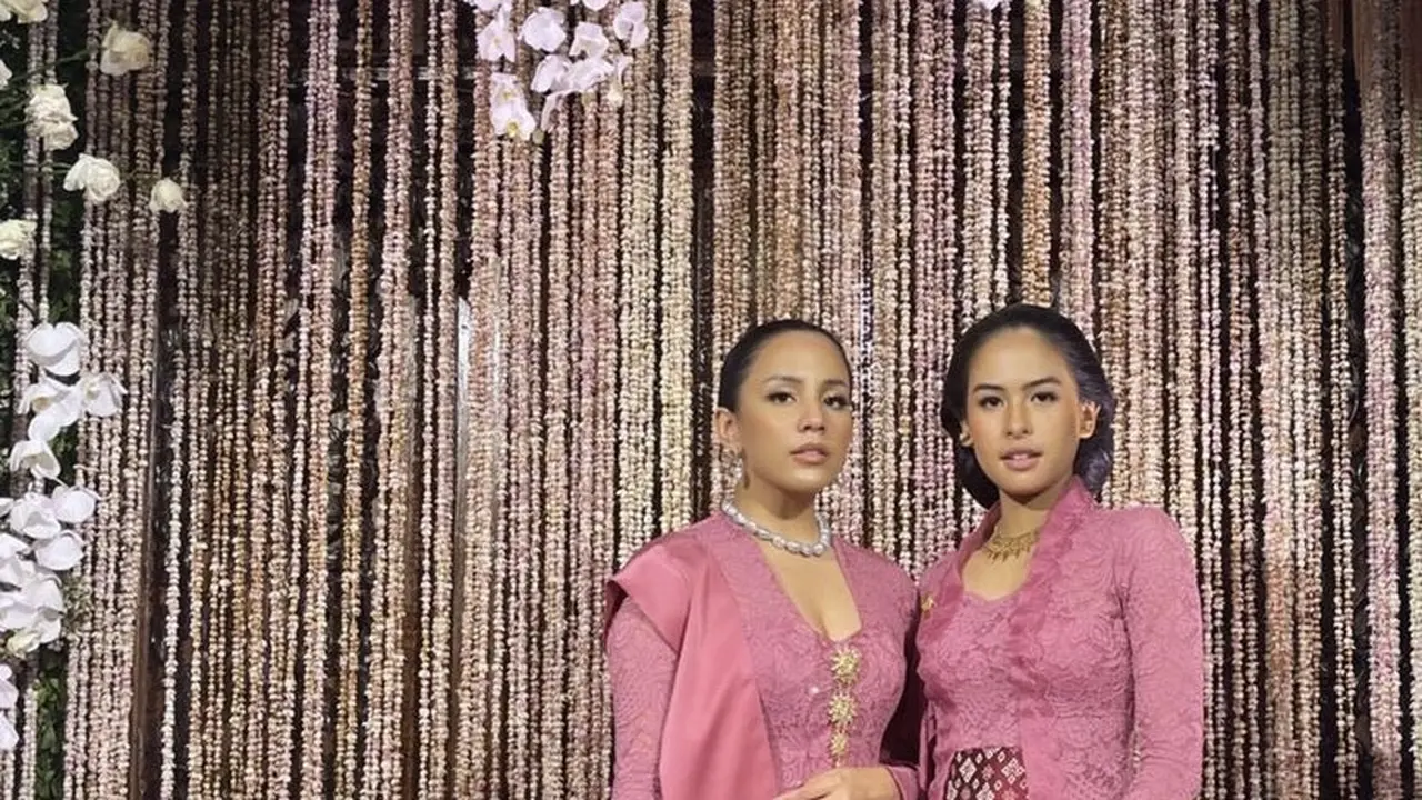 Maudy Ayunda dan Angel Pieters jadi bridesmaid di akad nikah Putri Tanjung