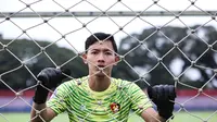 Eko Saputro, eks kiper PON Jatim asal Kediri, melengkapi pos penjaga gawang Persik musim 2023/2024. (Bola.com/Gatot Sumitro)