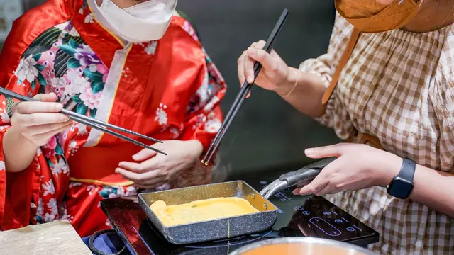 Rahasia Lezatnya Okonomiyaki Otentik Jepang dari Chef Andalan ABC Cooking Studio