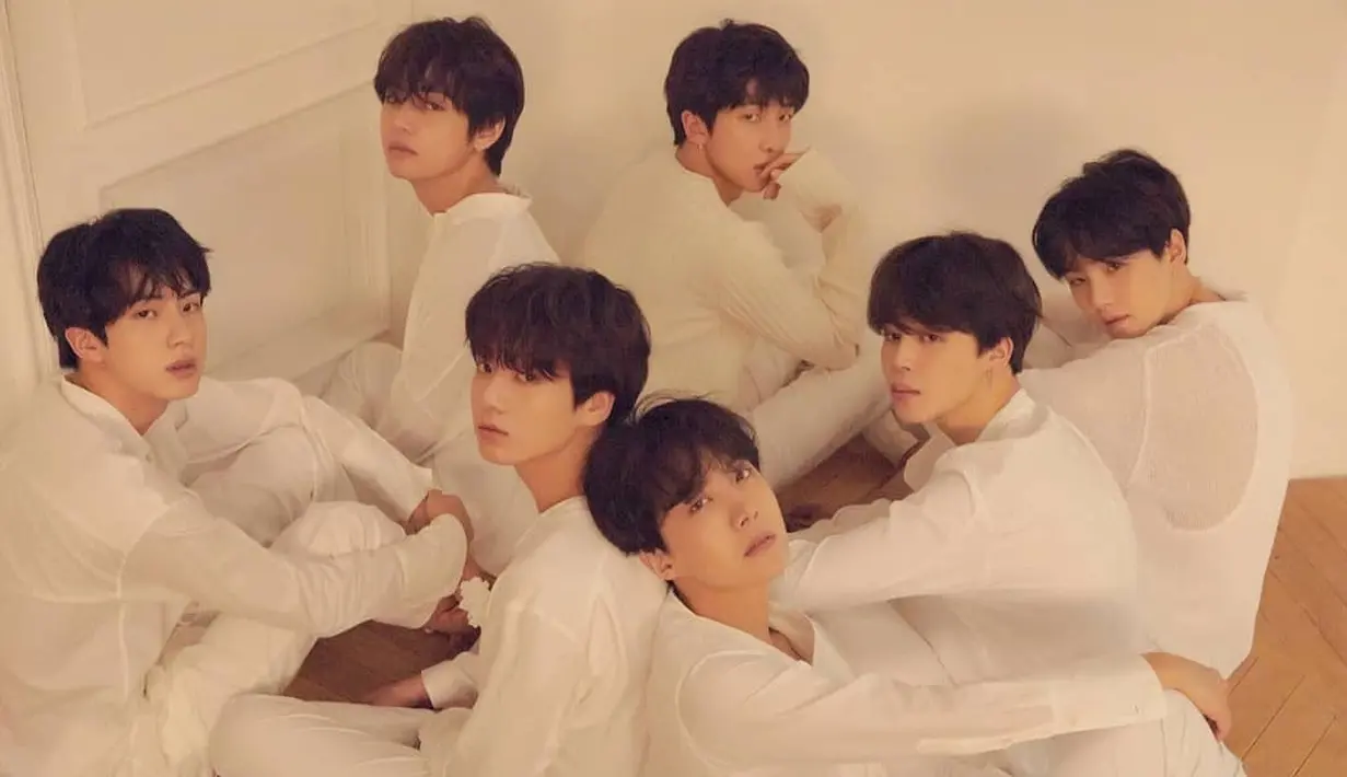 Tentu saja BTS pun langsung mendapat berbagai pujian dari banyak pihak, salah satunya adalah Presiden Korea Selatan, Moon Jae In. (Foto: instagram.com/bts.bighitofficial)