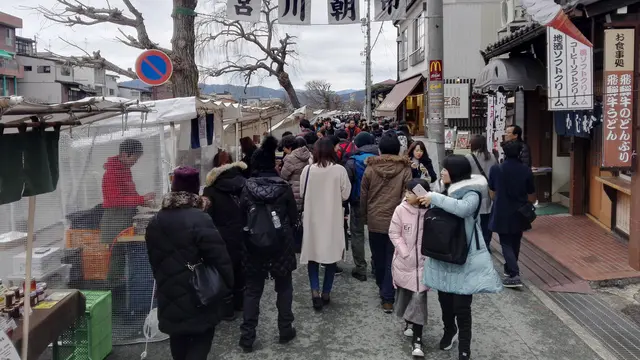 Pasar Pagi Hida Takayama
