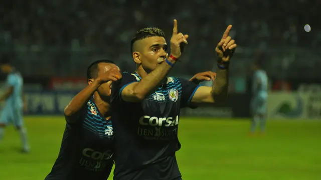 Arema Cronus