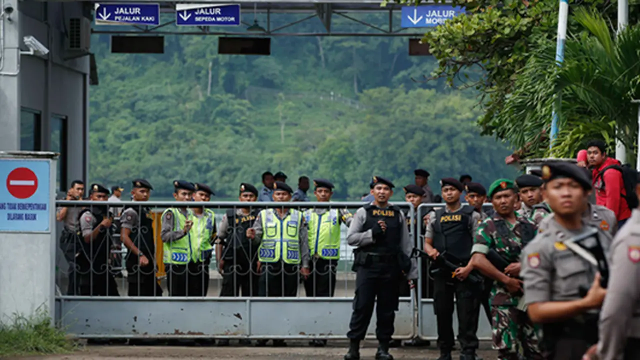 Tiba di Nusakambangan, Dua Terpidana Mati Bali Nine di Jaga Ketat