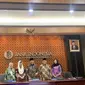 Konferensi pers Hasil Rapat Dewan Gubernur Bank Indonesia pada Maret 2024 di Gedung BI, Jakarta pada Rabu (20/3/2024). (Liputan6.com/Natasha KA)