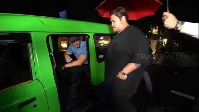 Ivan Gunawan diajak naik angkot Deddy Corbuzier
