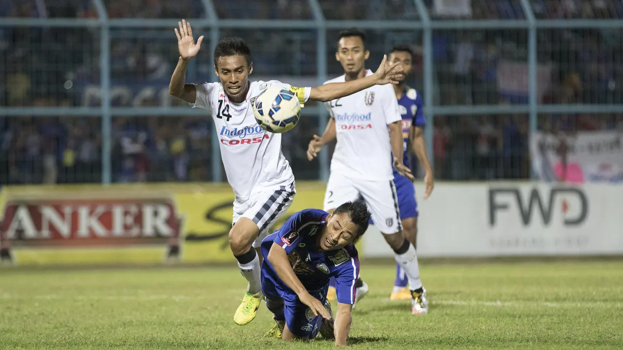 Arema Cronus vs Bali United Pusam