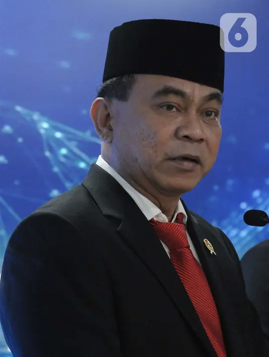 Dengan ini, kursi Menkominfo akhirnya resmi kembali terisi untuk sisa masa jabatan Jokowi hingga tahun depan, setelah Menkominfo sebelumnya Johnny G. Plate. (merdeka.com/Imam Buhori)