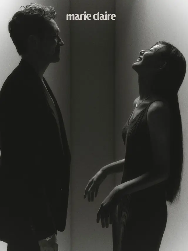 Inspirasi Gaya Foto Prewedding Romantis ala Kim Ji Won dan Sukku Son dari Drama My Liberation Notes