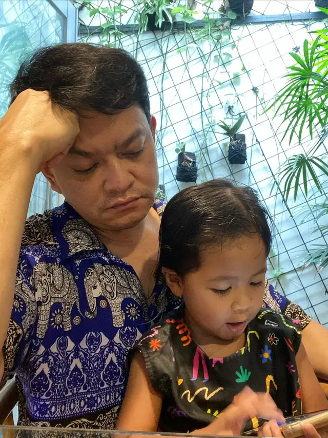7 Momen Kebersamaan Hedi Yunus dan Irma, Bak Ayah Kandung