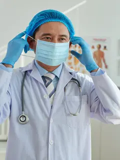 Perkembangan kecerdasan buatan (AI) dalam beberapa tahun terakhir membawa perubahan besar pada dunia kerja. Banyak tugas yang dulunya hanya bisa dilakukan manusia kini bisa dikerjakan lebih cepat dan efisien oleh mesin. (foto/dok: freepik/pressfoto)