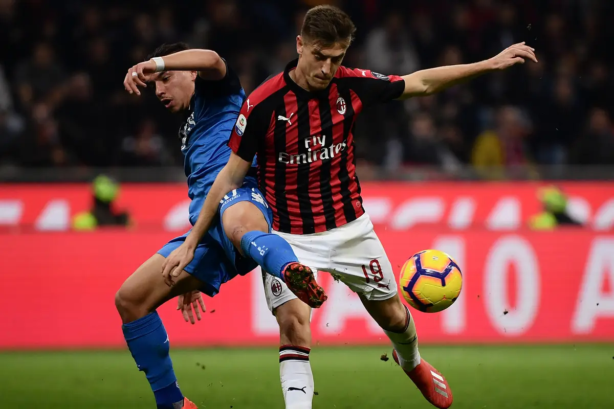 Striker AC Milan, Krzysztof Piatek
