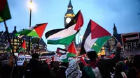 Unjuk rasa dilakukan bertepatan dengan Hari Oposisi di Majelis Rendah Inggris untuk menyuarakan gencatan senjata di Gaza. (HENRY NICHOLLS/AFP)