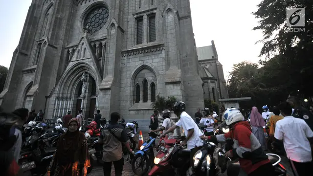 Gereja Katedral Sediakan Lahan Parkir Saat Idul Adha